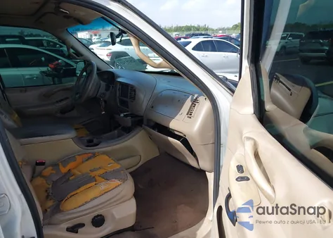 2000 Ford Expedition Eddie Bauer from USA, damaged, VIN 1FMEU17L6YLC06848